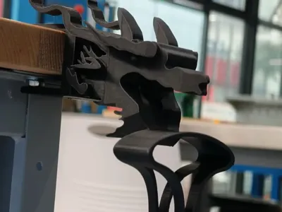 Headphone Stand Chinese Dragon