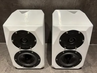 Crystals 3D-Printed Two-Way Loudspeakers