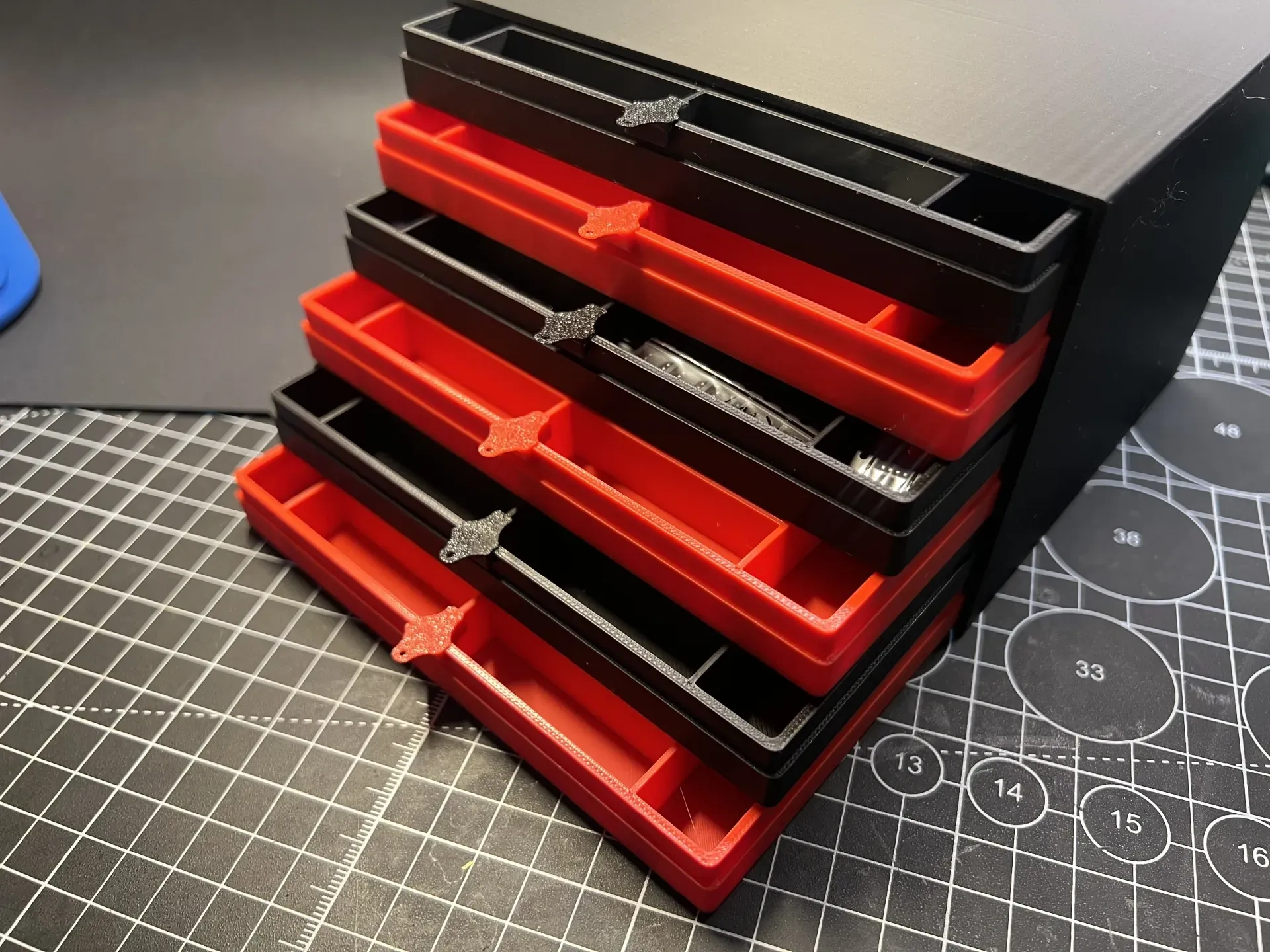 Compoment Storage Box Surface Mount Component Storage Box, an Electronic Enthusiast's Dream ...