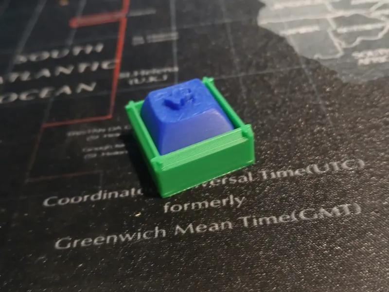 keycap holder fidget toy