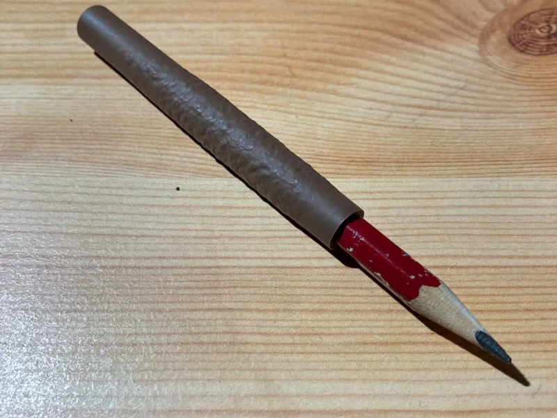 Pencil extender with texture