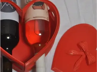 Saint Valentine Heart Wineholder