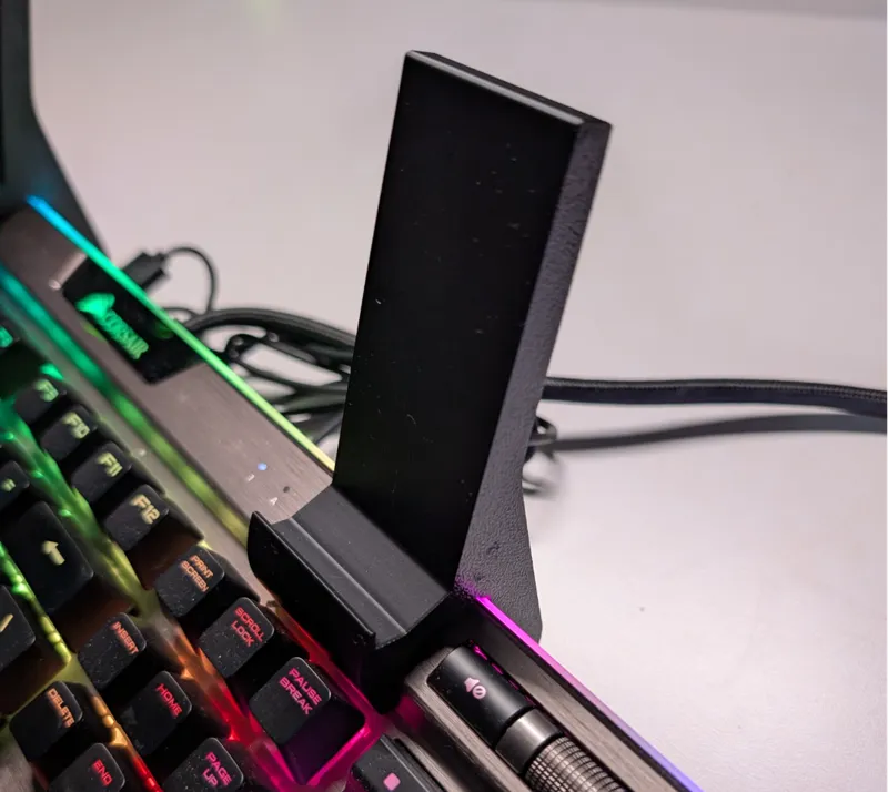 Corsair K95 Cell Phone Stand