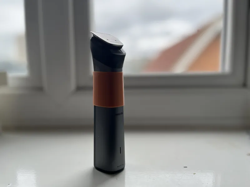 Philips Multigroom Travel mini-sleeve