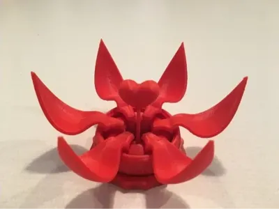 Articulated Heart Lotus Lamp