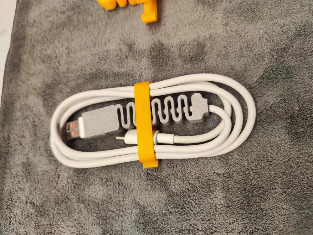 A universal USB cable protector for everyone! Xiaomi, Apple, Samsung ...