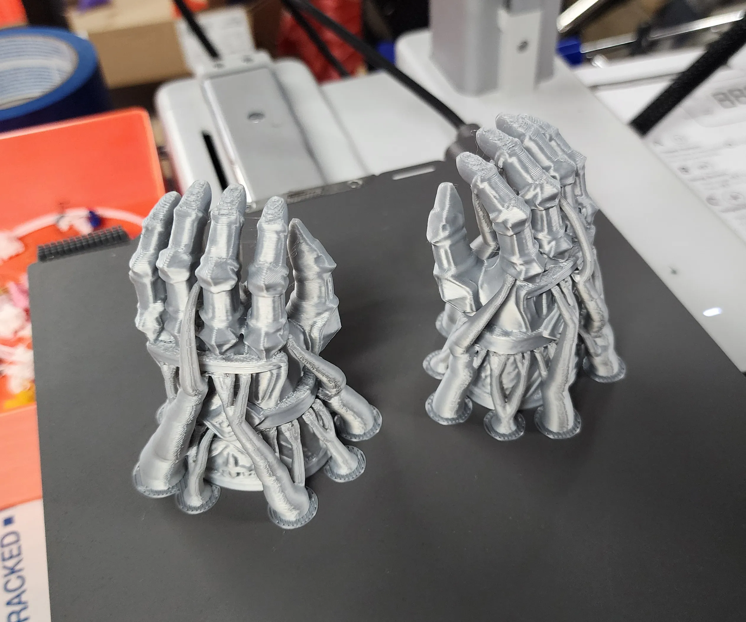 Miniature Iron Gauntlets by Triple G Workshop - MakerWorld