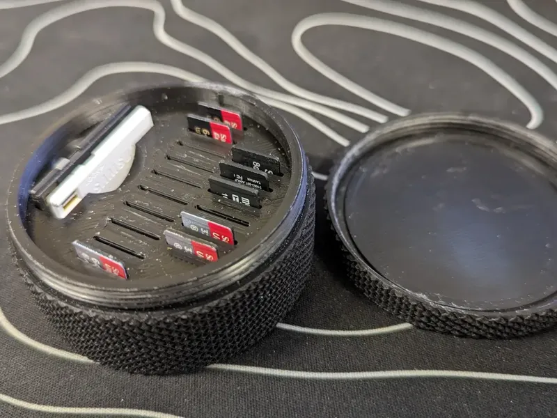 MicroSD and SD Card Holder With Screw on Lid