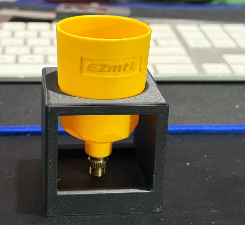 Shimano brake fluid funnel stand