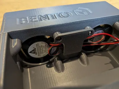 Bentobox simple fan wire guide