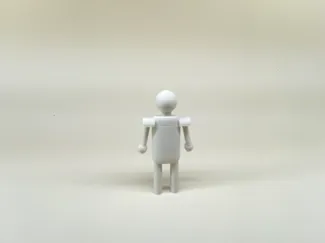 一个普通的人，可以放到沙盘里或当摆件