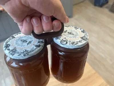 2 jars holder