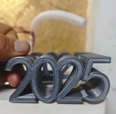 错位视觉字 2025 爱心 新年 礼物