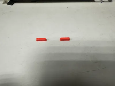 iPhone 14 volume buttons