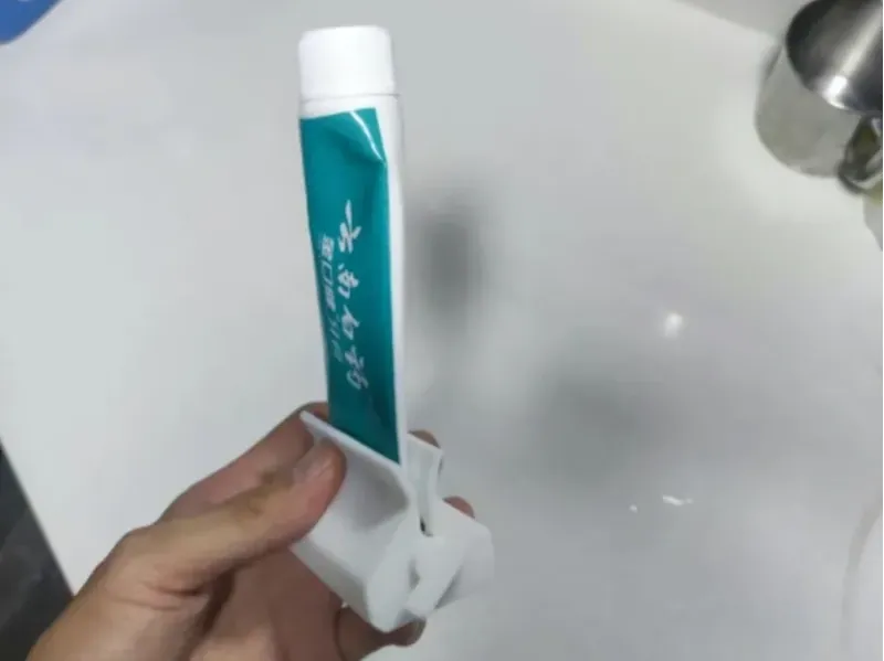 挤牙膏神器