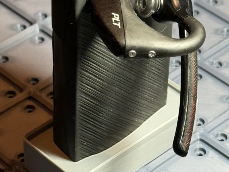 Poly (Plantronics) Voyager 5200 Gridfinity bin