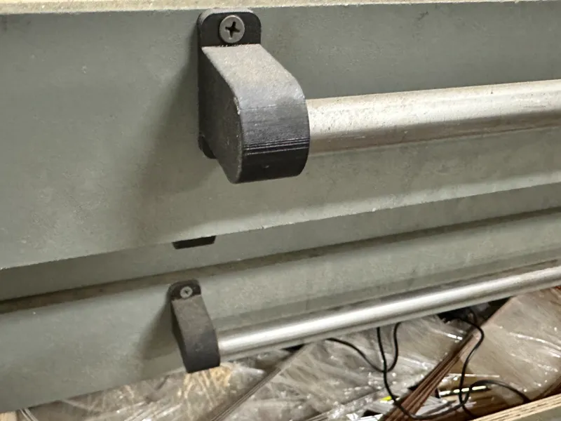 Cabinet handle for 16mm pipe