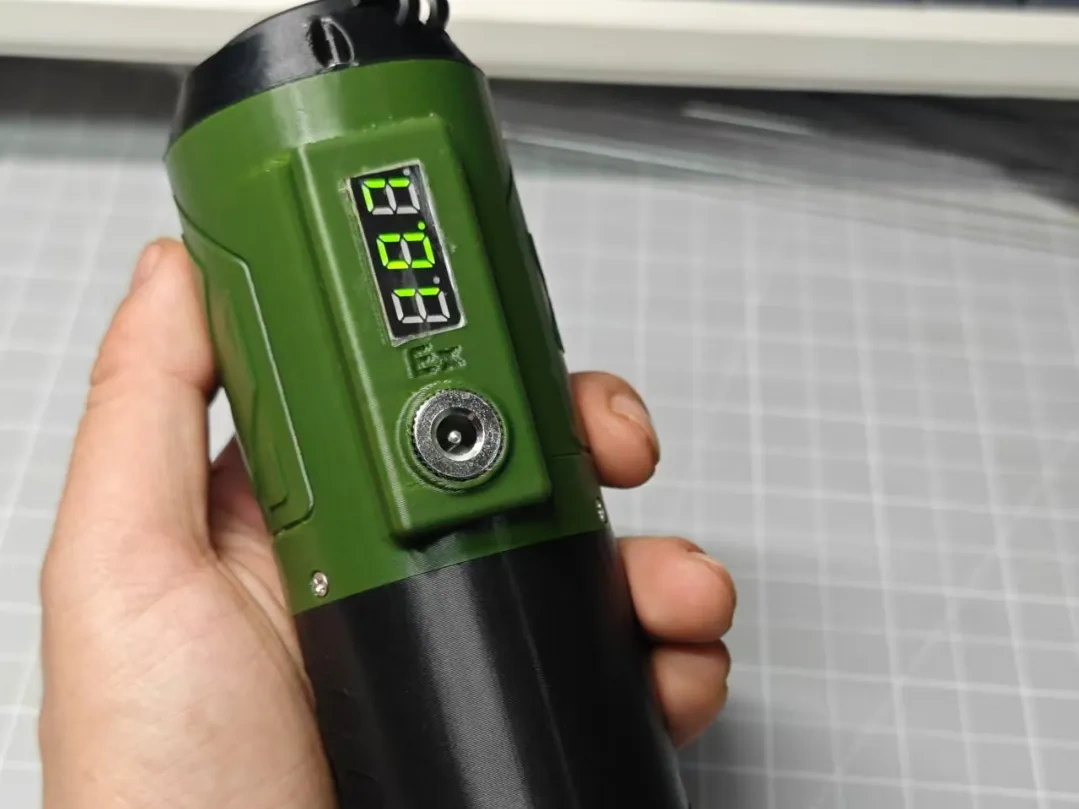 12VB款电池取电器 