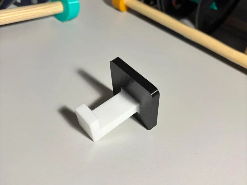 Tower Holder Multicolor