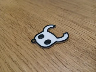 Hollow Knight keychain