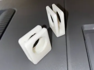 Clothes rack support plastic