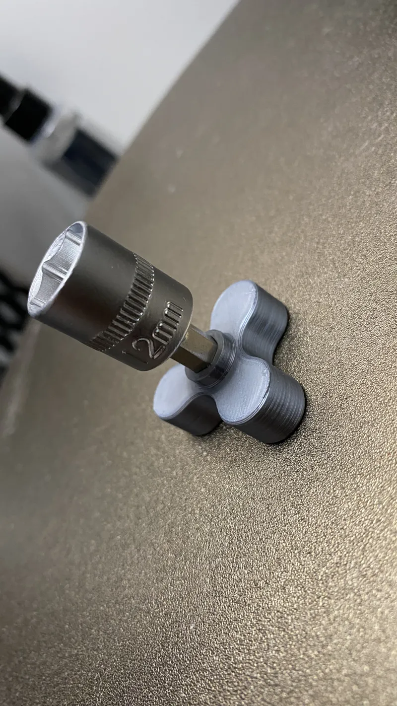 Mini screwdriver for bits