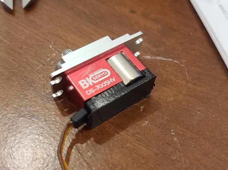 BK 7005HV servo back cover