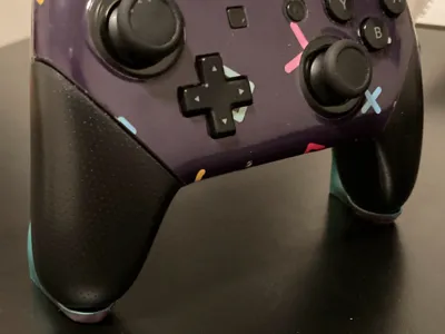 Nintendo Pro Invisible Stand / Holder (Controller)