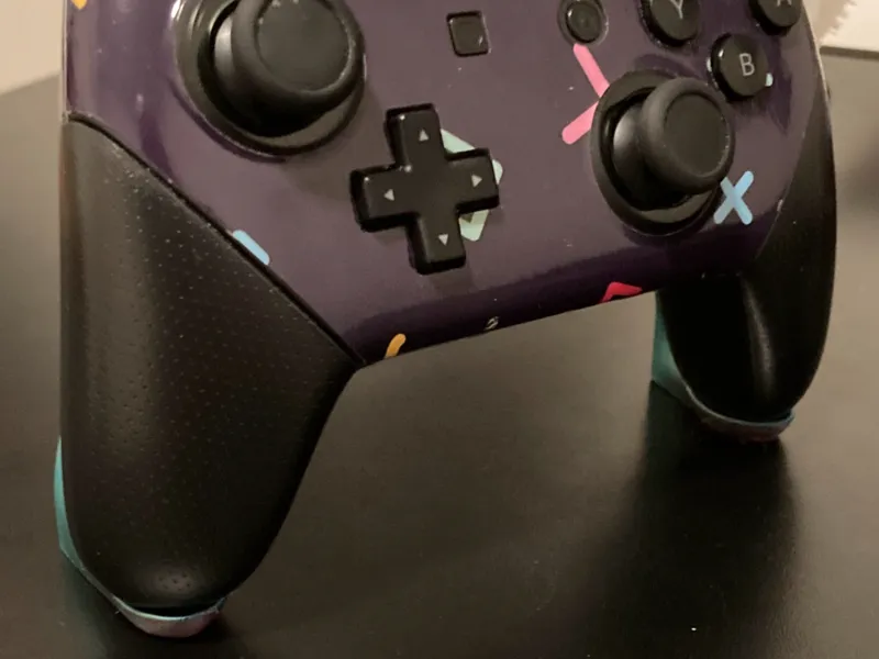 Nintendo Pro Invisible Stand / Holder (Controller)