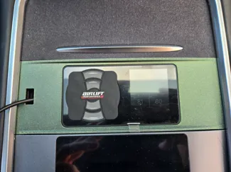 Tesla Model 3 Airlift controller mount