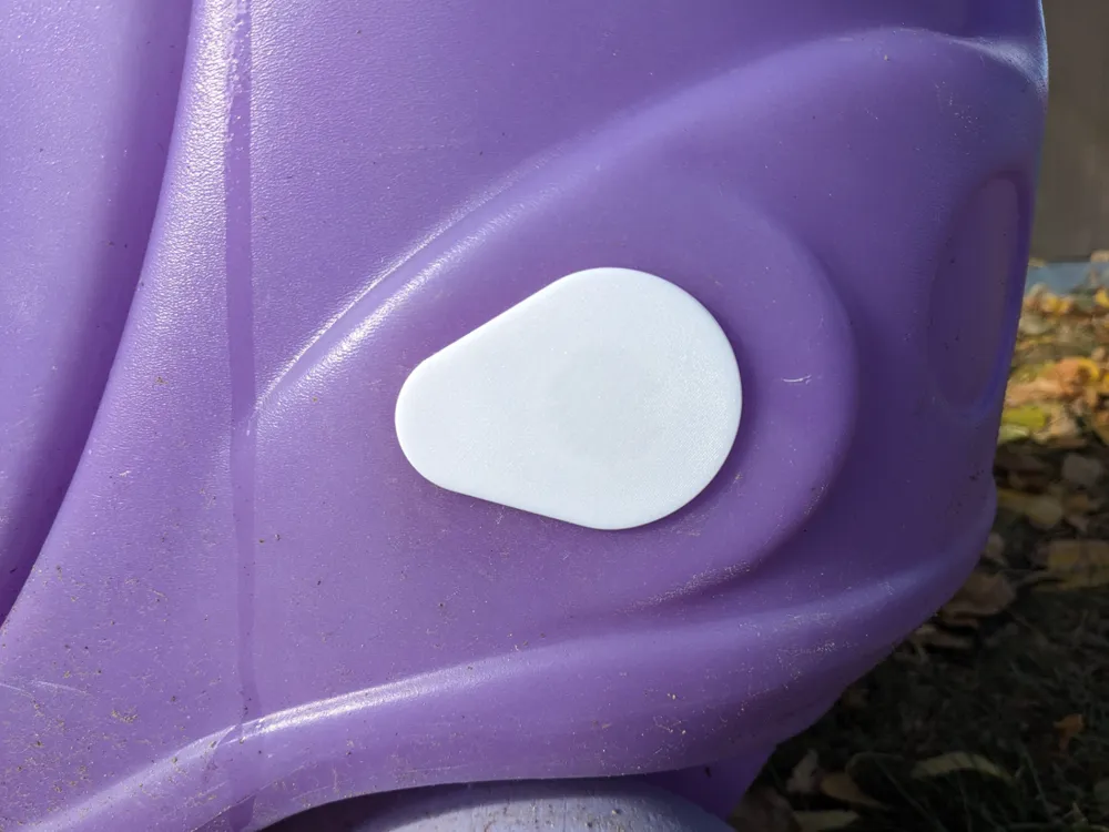 Little Tikes Cozy Coupe Gas Cap Block Off Plate by eighty3D - MakerWorld