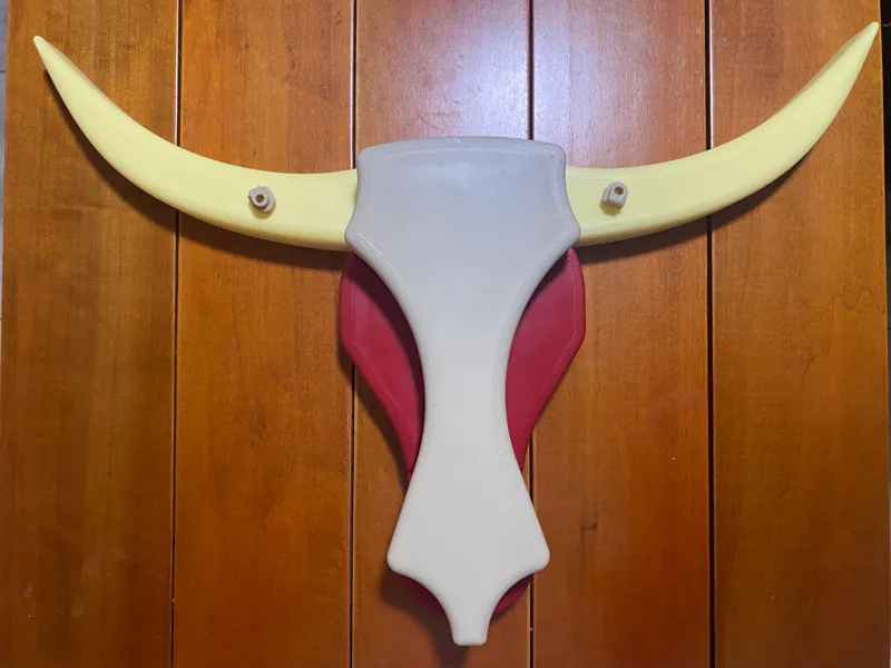 Bull face wall decor
