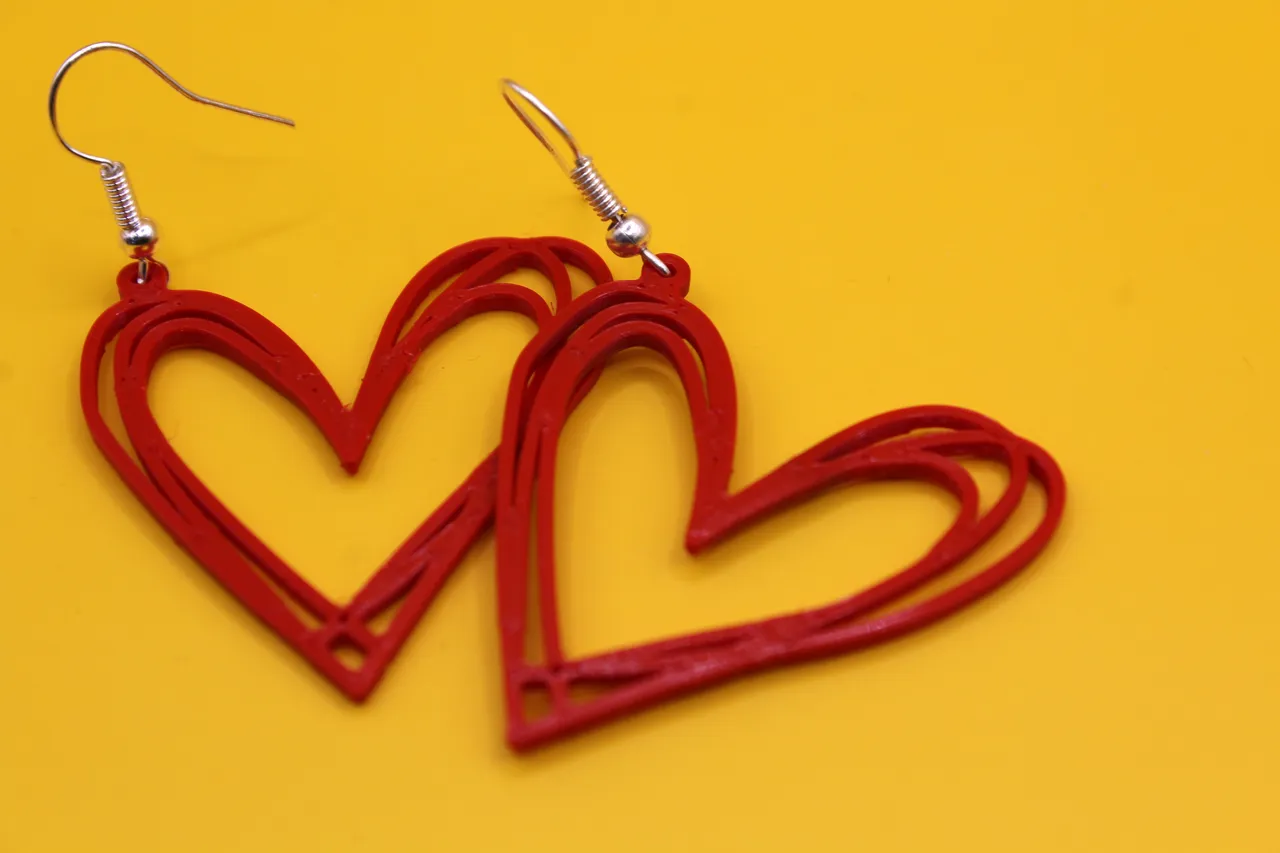 Sketched heart earrings view 2