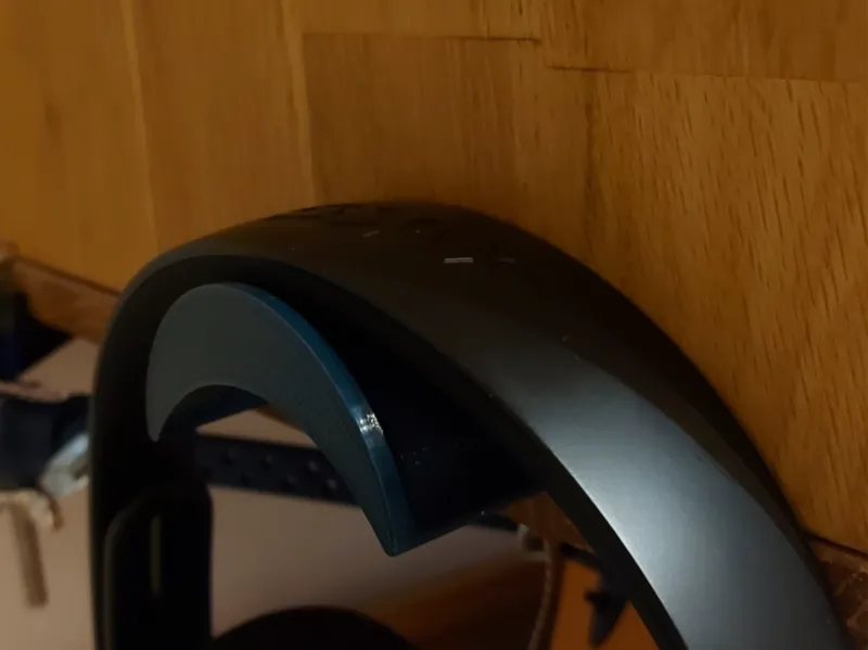 Headphone holder