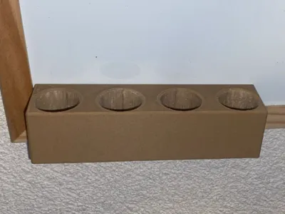 Whiteboard pen holder