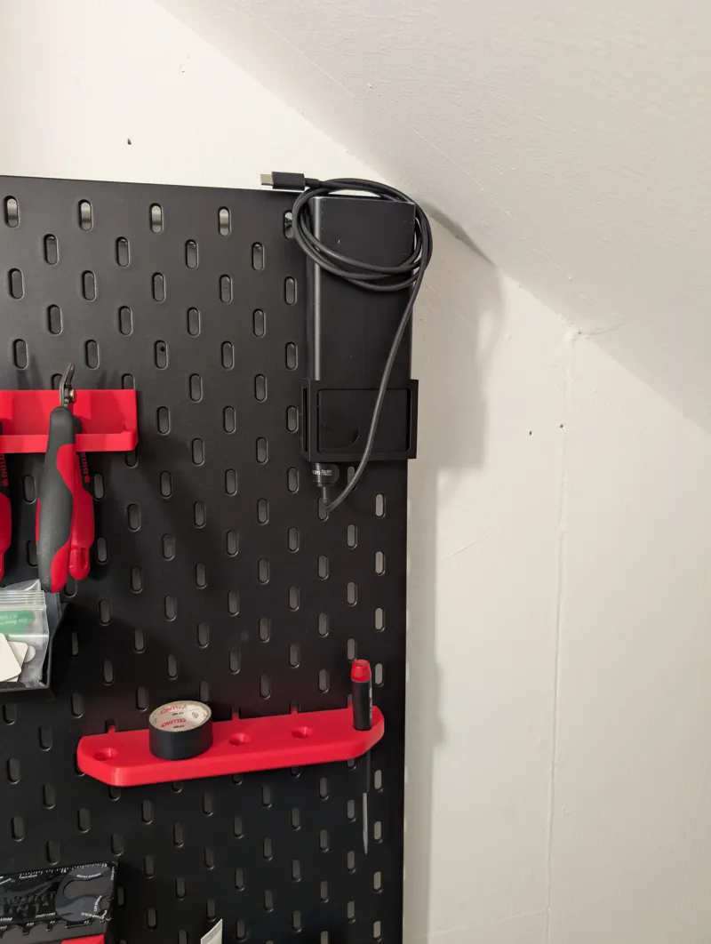 Skadis holder for Baseus 65w Powerbank