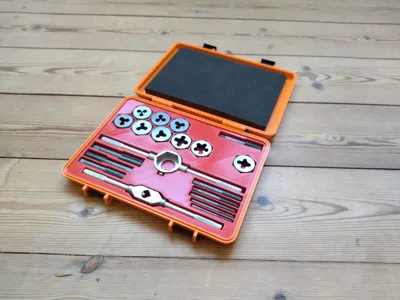 Box for thread tool set