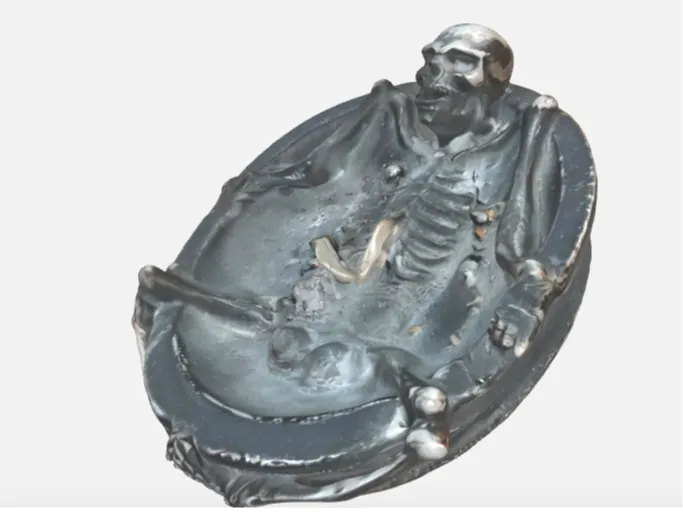 Skeleton ashtray