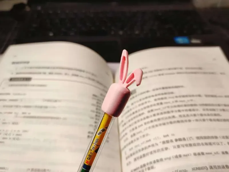 兔耳朵笔帽