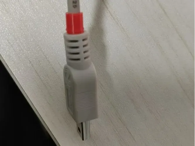 数据线理线辅助工具
