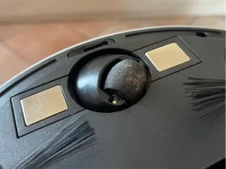 Soft wheel for robot vacuum cleaner
