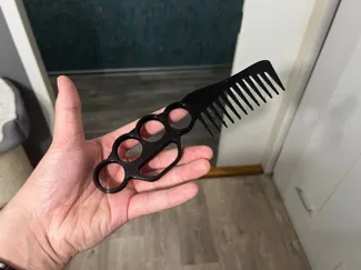 Tacticool hair-comb knuckles