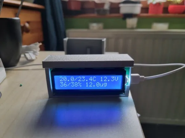 Boîtier pour écran LCD1602 et carte ESP8266