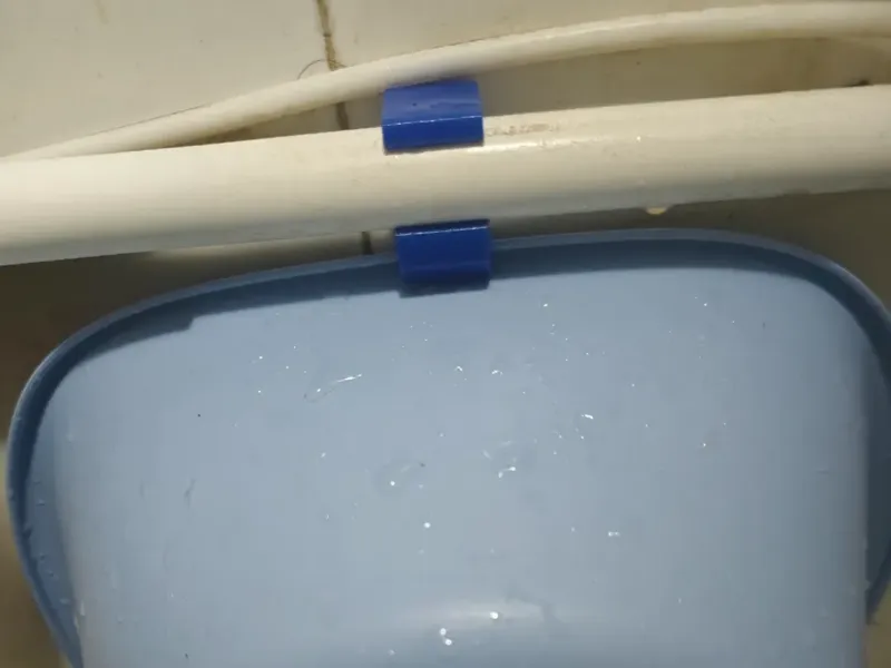 免钉脸盆挂钩