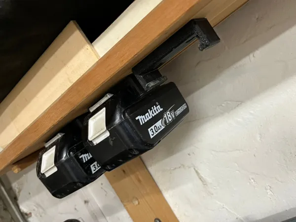 Support d'étagère pour batterie Makita 18V