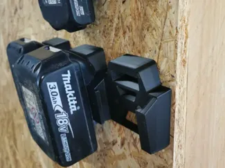 Makita 18V battery holder angled