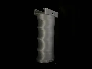 Profiled tactic grip | Ris rail