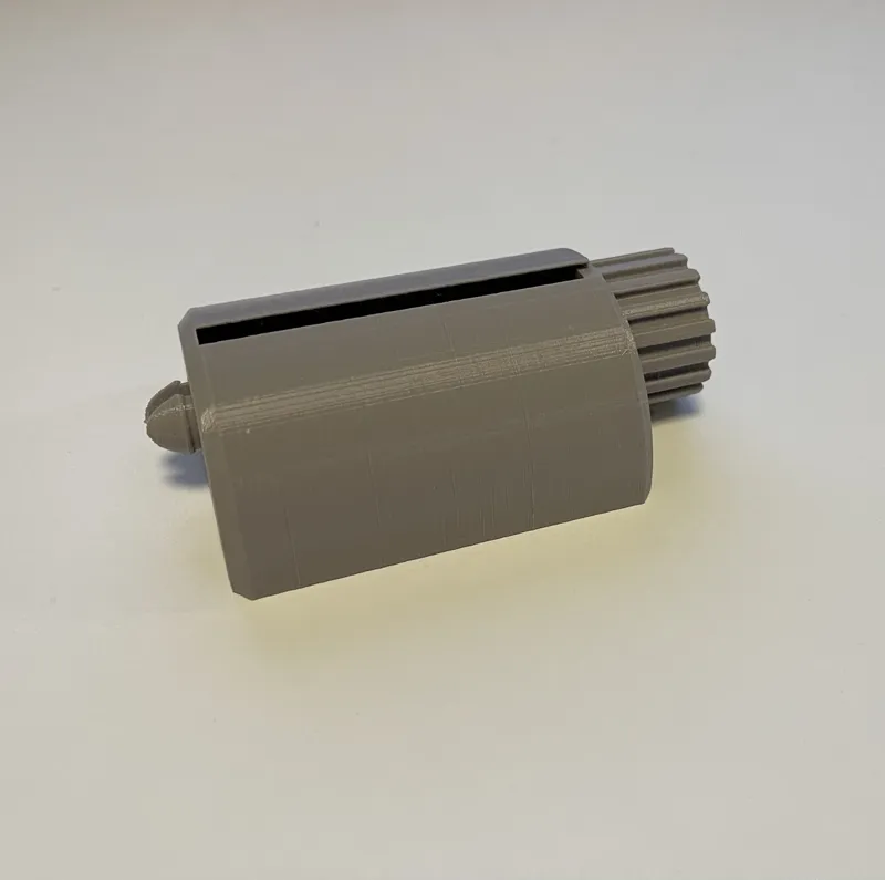 Toothpaste squeezer