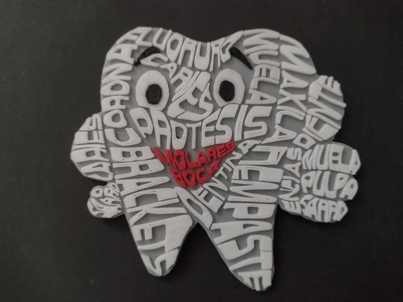 Tooth with typographic design (español)
