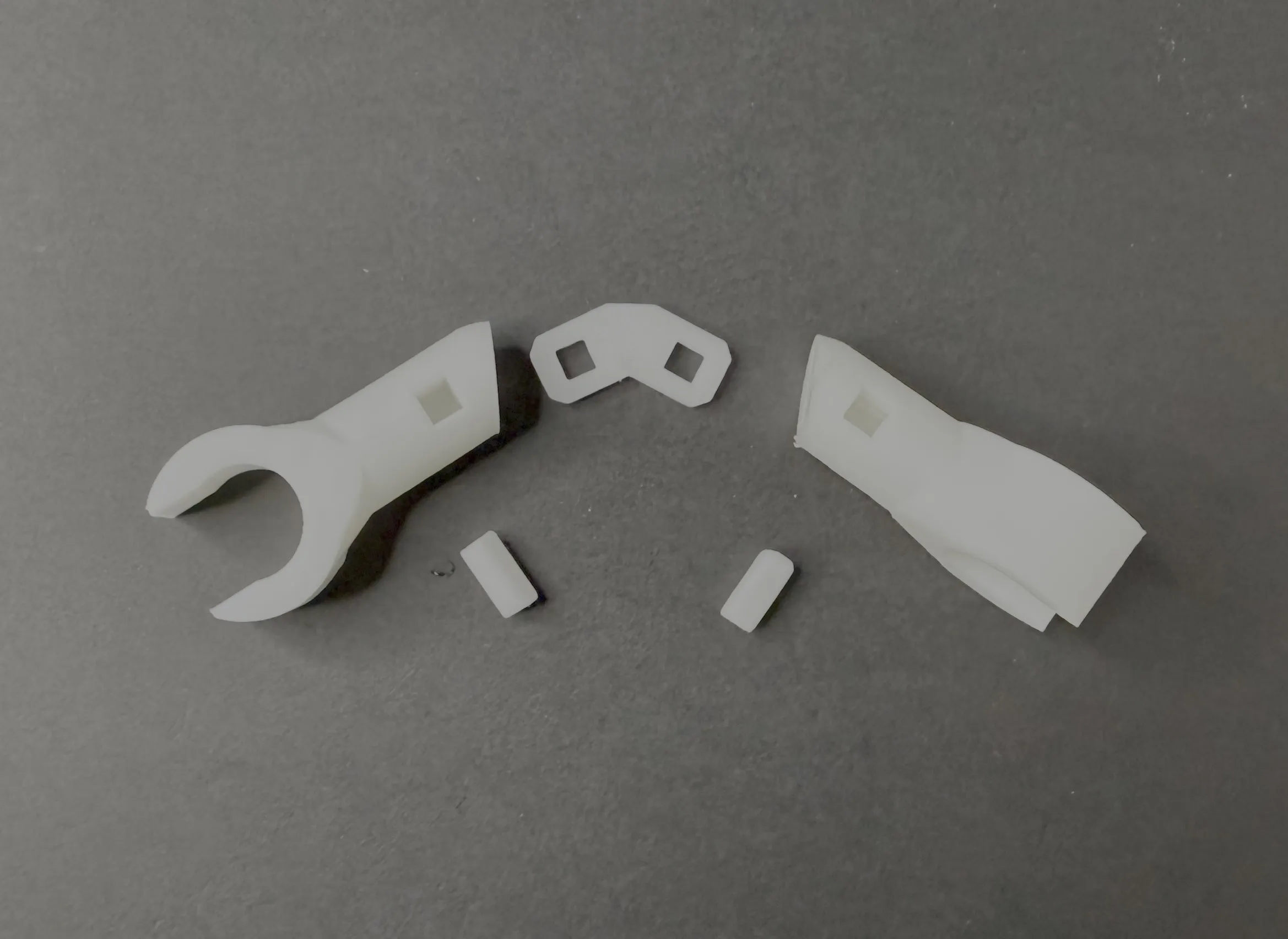 Big Brick Pirate Skeleton 500% no support - Free 3D Print Model ...